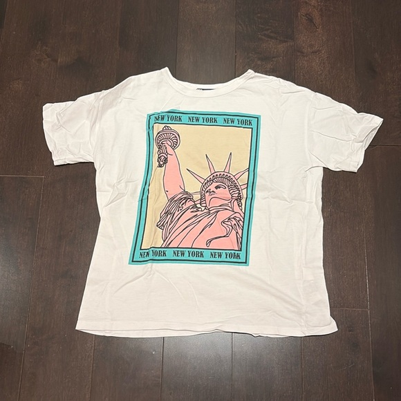 graphic tee - Picture 1 of 1